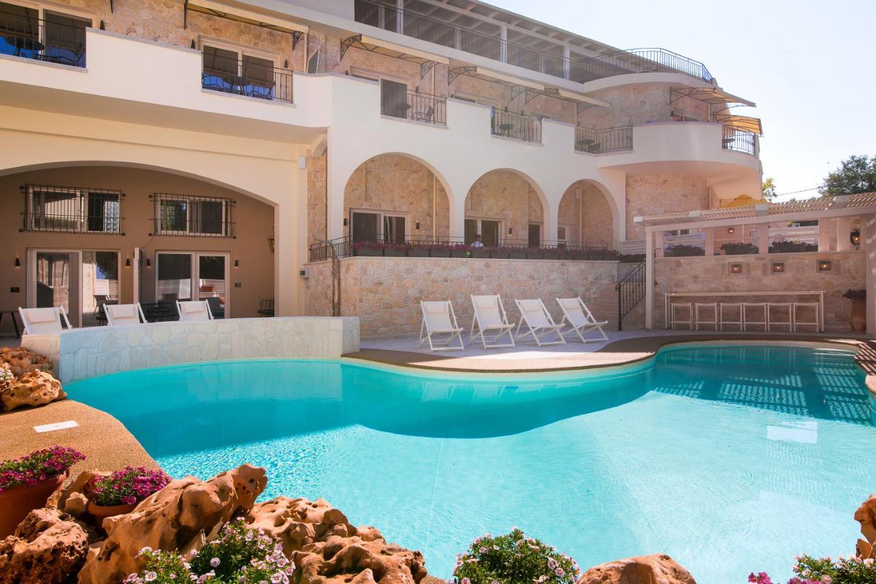 Neikos Mediterraneo Luxury Suites هانيوتي المظهر الخارجي الصورة