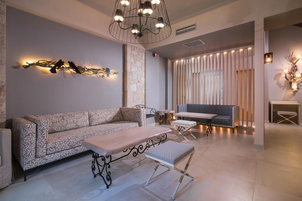 Neikos Mediterraneo Luxury Suites هانيوتي المظهر الخارجي الصورة