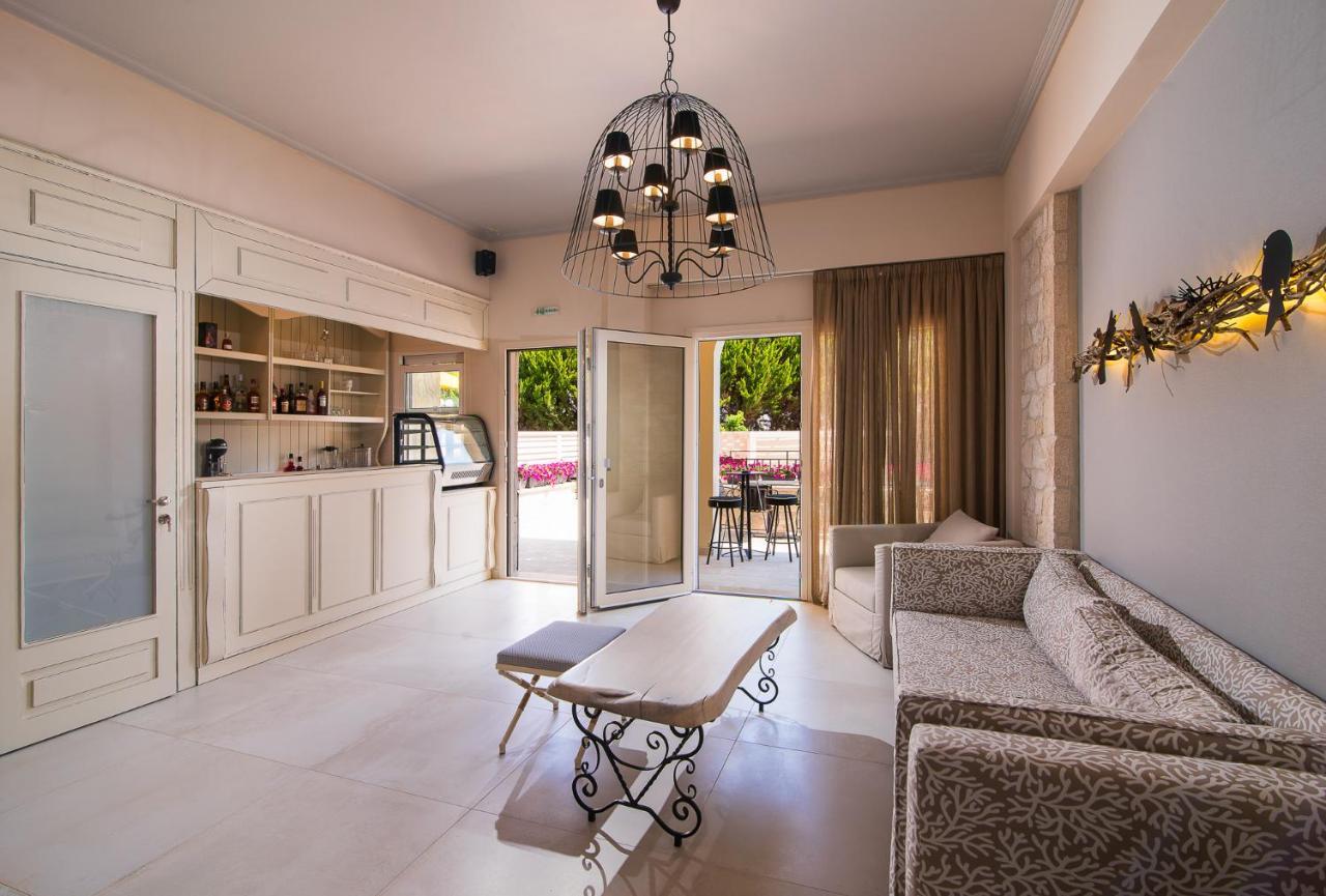 Neikos Mediterraneo Luxury Suites هانيوتي المظهر الخارجي الصورة